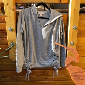CHIC GRAY HOODIE!!